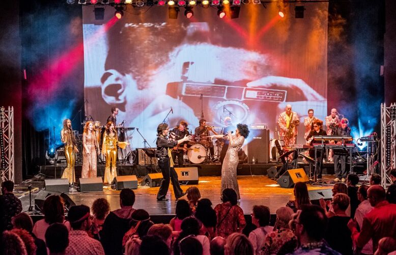 Debut_show_70er_live