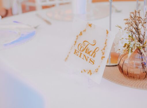 tisch-deko-hochzeit-kultinarisch