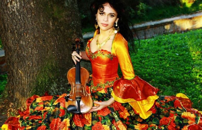 violinistin-buchen-fuer-firmenfeier