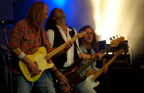 states-of-quo-coverbands