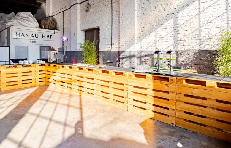 Eventausstattung mieten Raum Hanau