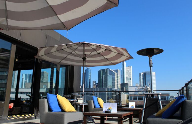 rooftop-location-frankfurt-firmenveranstaltung