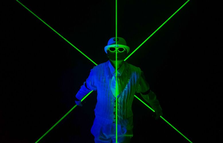 tanzkünstler-lasershow-buchen
