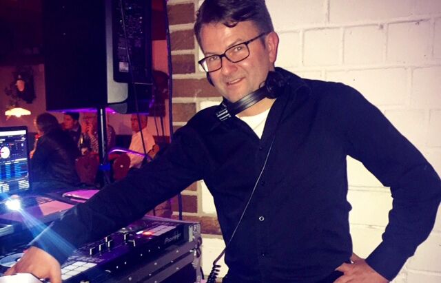 dj-buchen-raum-frankfurt