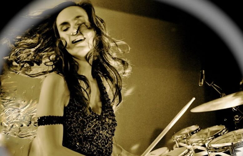 iDRUMSHOW_Percussion