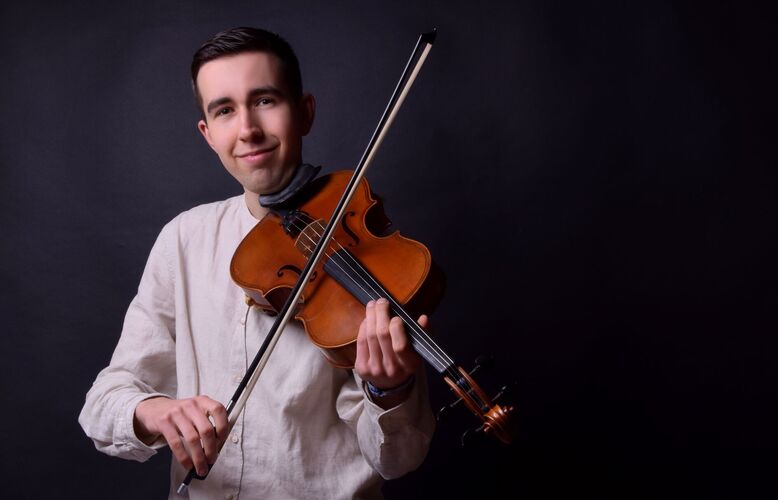 bratschist-violinist-buchen
