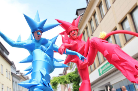 Walking Act für Events buchen Frankfurt Walking Act buchen Frankfurt
