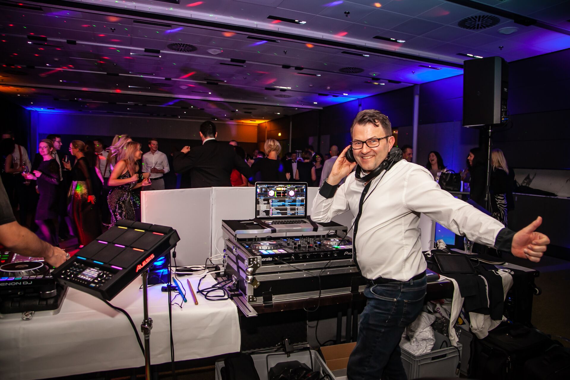 DJ für Events und private Feiern Bad Vilbel